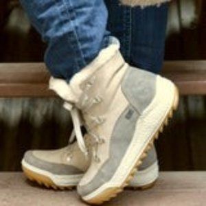 Rieker Y4744-61 Fur-lined Winter Boots